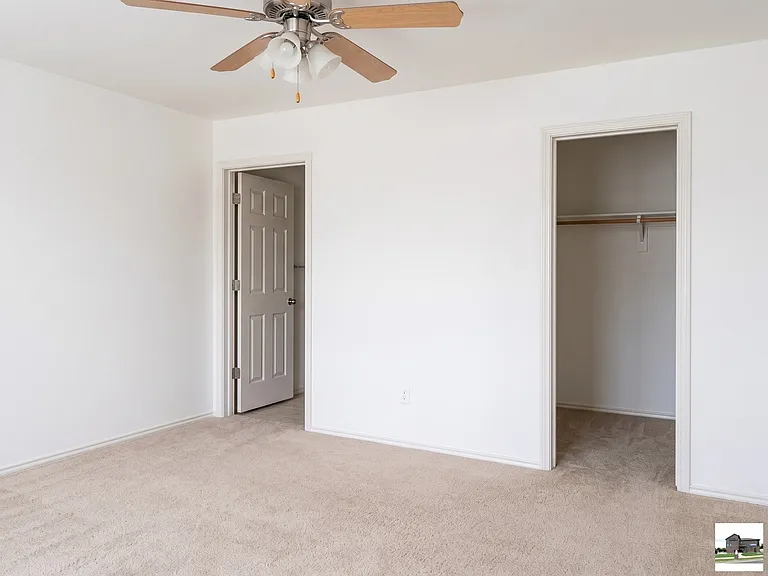 306 Sumac Trl — Photo 9