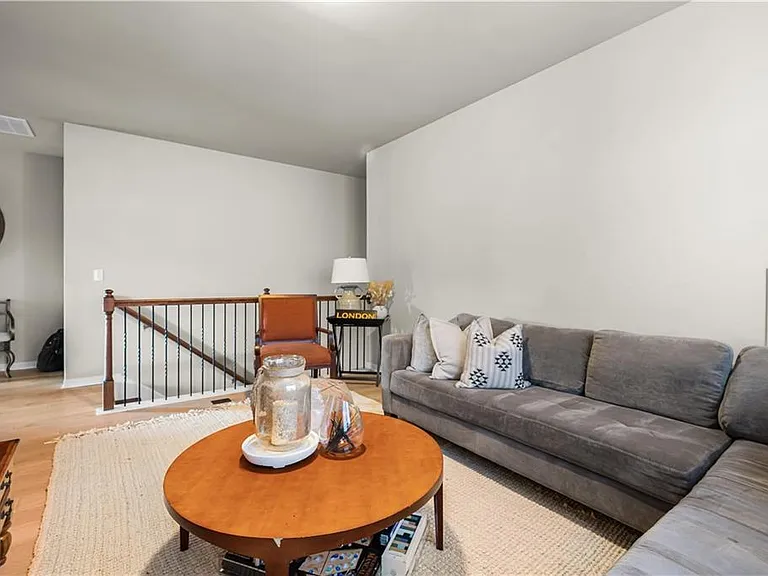 3185 Andover Trl — Photo 31