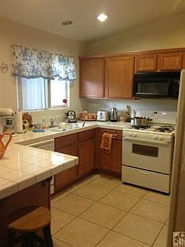 2nd image of 15380 Avenida Manzana
