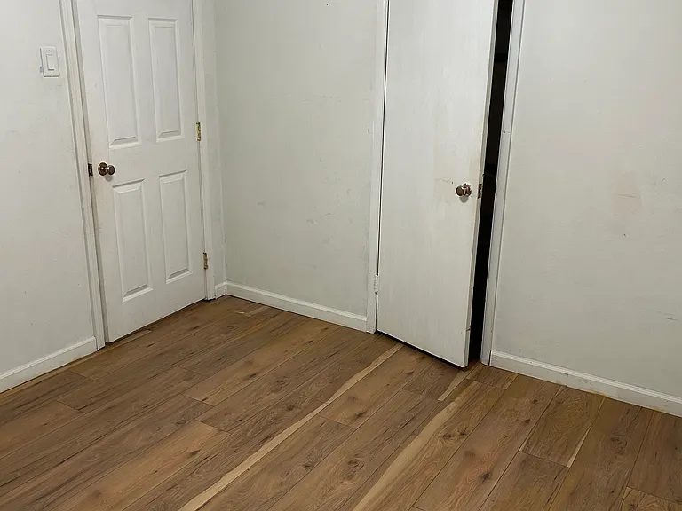 1215 Georgia St — Photo 10