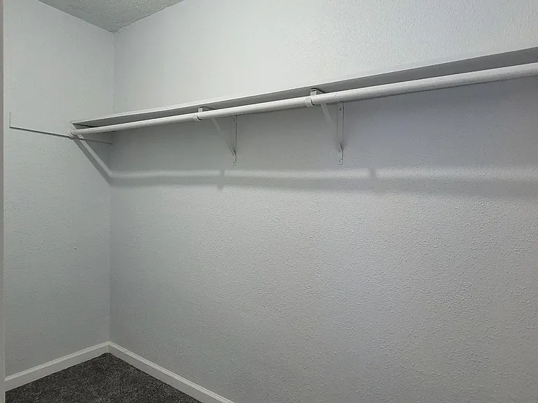1809 Potomac Pl #C — Photo 12