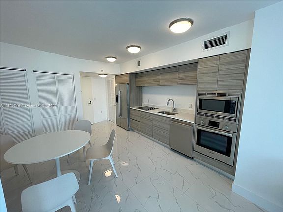 5th image of 6620 Indian Creek Dr APT 404