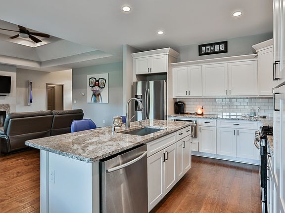 5th image of 2822 Brassfield Cir.
