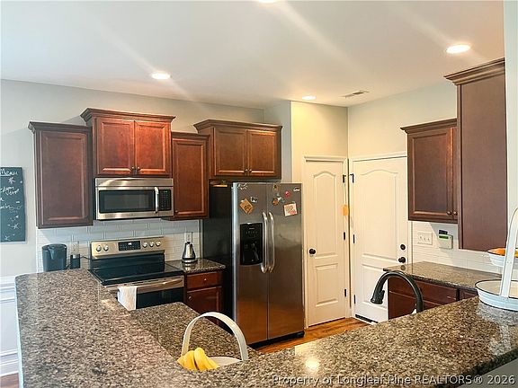 3rd image of 233 Fairfax Dr