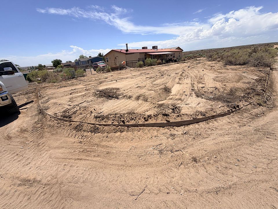 1st image of 425 Hondo Rd SW