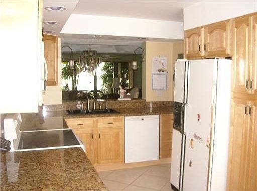 2nd image of 604 NE 20th Ln