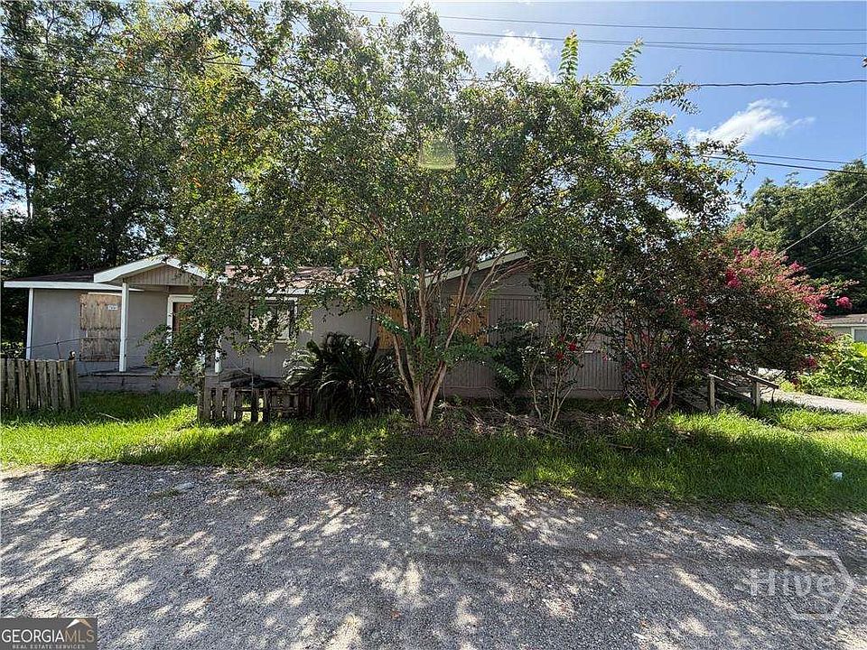 1st image of 2502 2nd Ave
