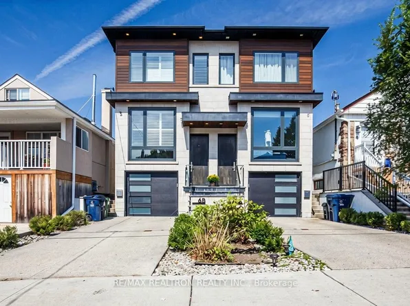 6 B Trowell Ave, Toronto, ON M6M 1L4
