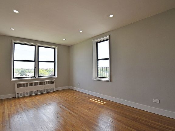 2nd image of 2781A Ocean Ave #6J