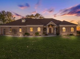 9090 Bluff Lake St, Zeeland, MI 49464