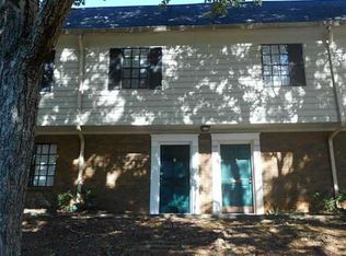 270 Winding River Dr, Sandy Springs, GA 30350