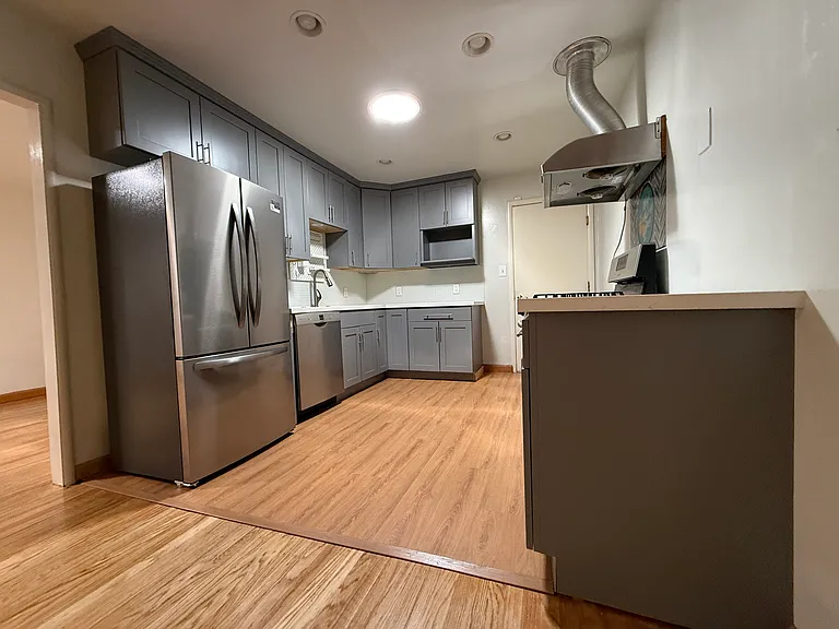 19227 Vaughn Ave — Photo 8
