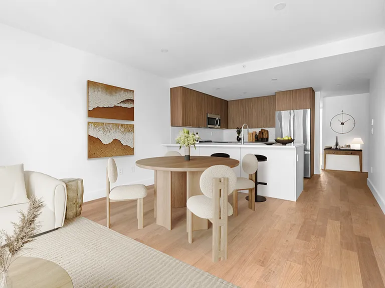 36 India St #2P — Photo 2