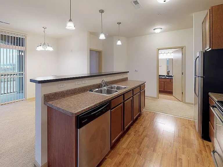 2-Bedroom2-Bath-Unit-152-110-Kitchen 1