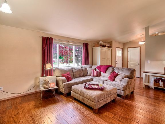 2nd image of 9215 219th Street Ct E