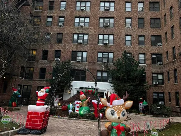 67-40 Yellowstone Boulevard image 12 of 12