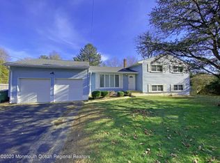 59 Edgebrook Ct, Tinton Falls, NJ 07724