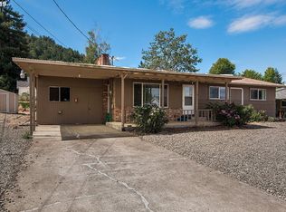 2721 W Sanders Ave, Roseburg, OR 97471