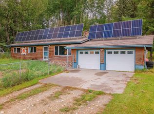 1526 Farmers Loop Rd, Fairbanks, AK 99709