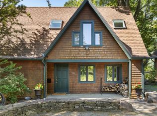 106 Ledge Road, Burlington, VT 05401