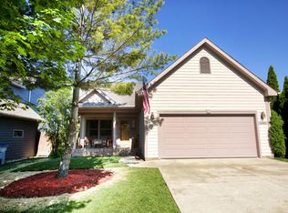 3190 S 85th St, Milwaukee, WI 53227