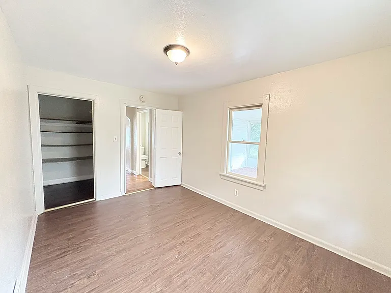 1727 Marne Ave — Photo 13