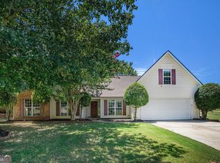 405 Windsor Brook Ln, Lawrenceville, GA 30045