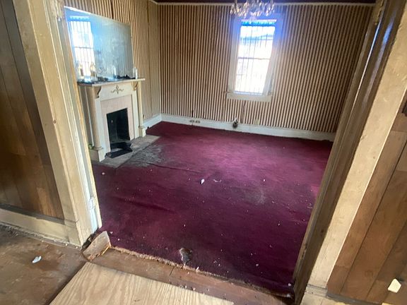 2nd image of 547 E Alston Ave
