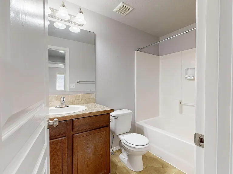 1143 SW Carver St — Photo 31