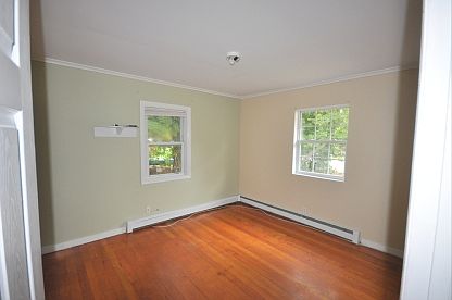 4th image of 31 Cove Dr
