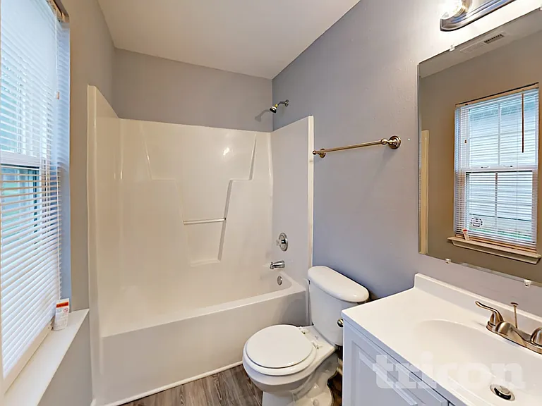 10207 Green Hedge Ave — Photo 13