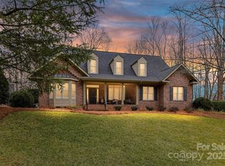 1017 Patrick Johnston Ln, Davidson, NC 28036