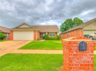2021 Conway Dr, Norman, OK 73071