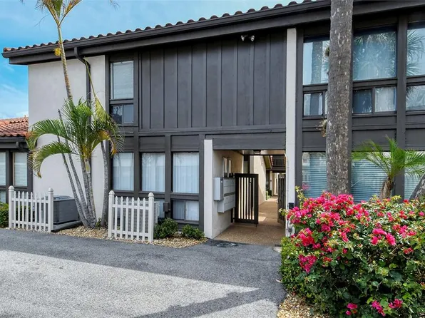 800 S Boulevard Of The Presidents #15, Sarasota, FL 34236