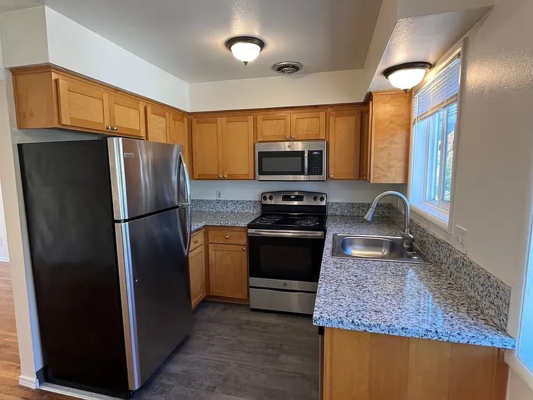 5509 NE 29th Ave — Photo 18
