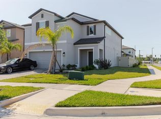 3047 Adams Cross Dr, Zephyrhills, FL 33540