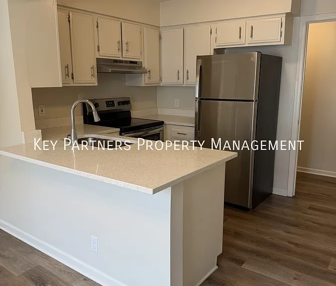 8833 Glenwood St #18 — Photo 8