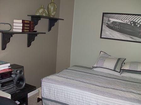 5th image of 1055 Dogwood Park Dr