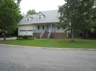 1736 W Sandcroft Dr, Charleston, SC 29407