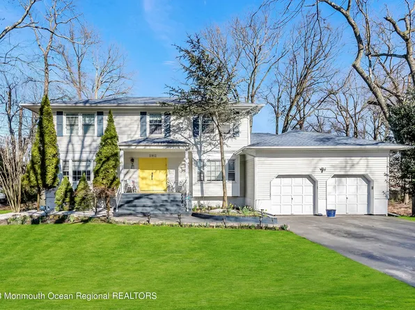 2912 Logan Rd, Ocean, NJ 07712