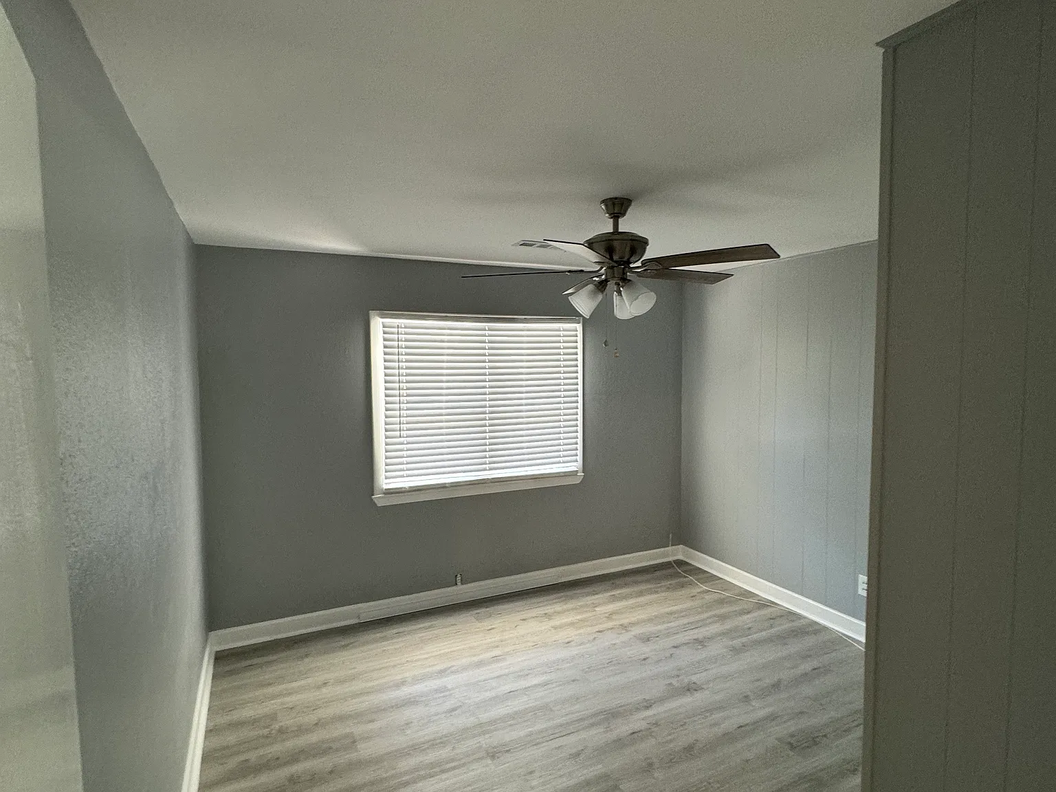 2407 Murray Cir — Photo 2