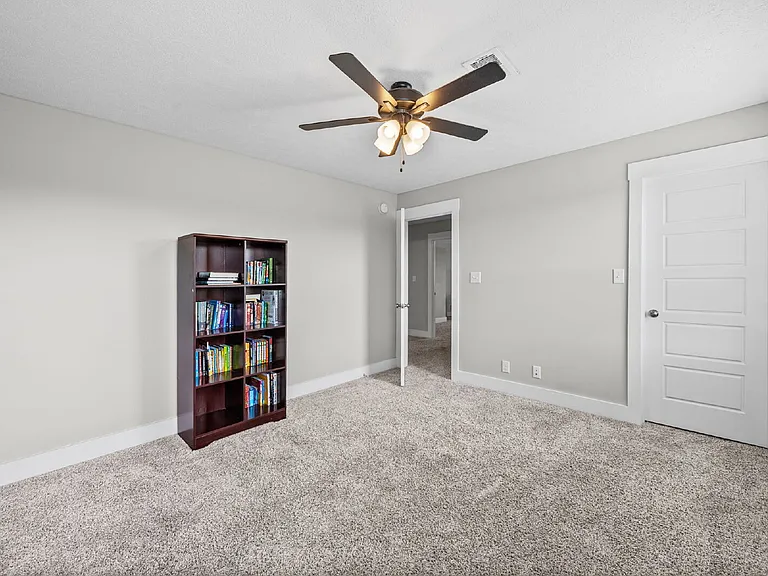 538 Fieldview Way — Photo 25