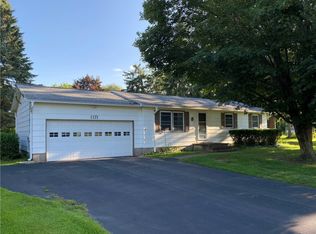 1171 Weiland Rd, Rochester, NY 14626