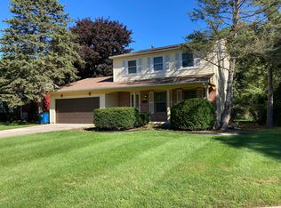 1685 Sheffield Dr, Ypsilanti, MI 48198