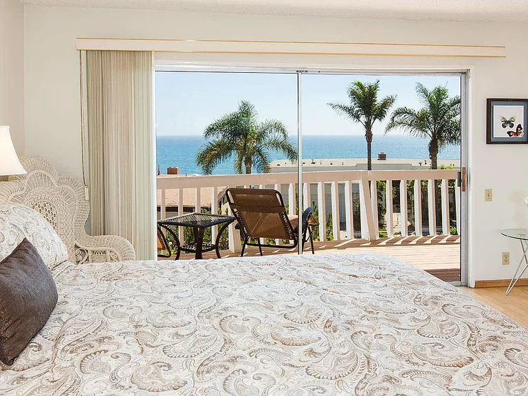 18109 Coastline Dr — Photo 23