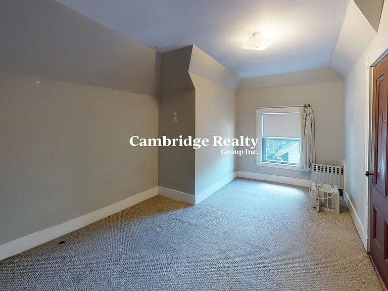47 Fairbanks St #2T — Photo 9