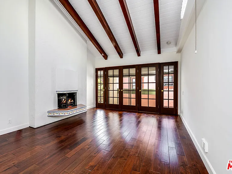 9507 W Olympic Blvd — Photo 18