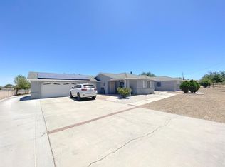 9207 8th St, Hesperia, CA 92345