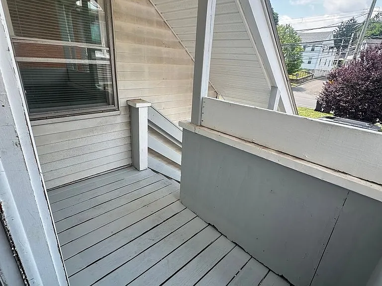 160 S Main St — Photo 12