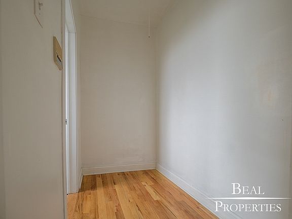 5th image of 4851 N Damen Ave APT 209